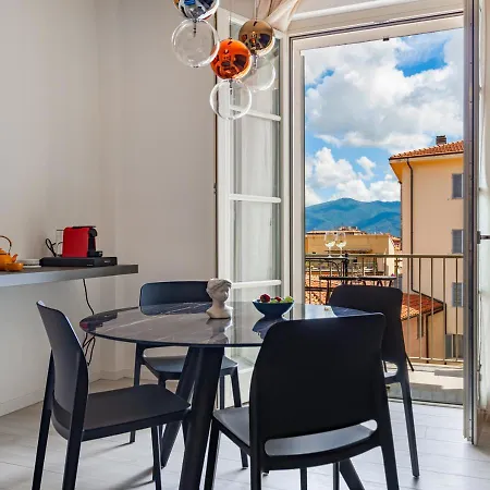 Tower View Luxury On The River Apartment Pisa