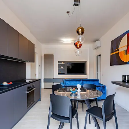 Apartment Tower View Luxury On The River *