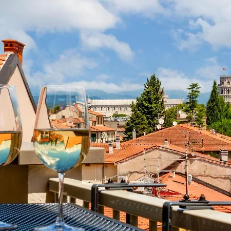 Tower View Luxury On The River * Pisa